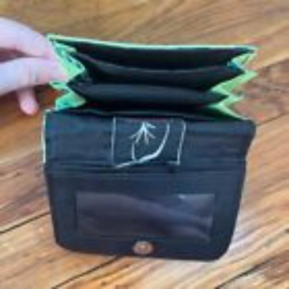 Torrain Vegan Recycled Wallet. - Picture 2 of 3